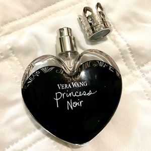 Vera Wang Princess Noir 
1.0 fl.oz
